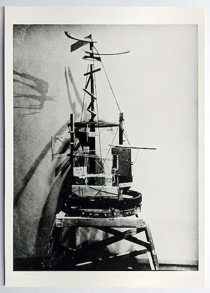 Ta-Ti-To-Tal-Theater, 1927