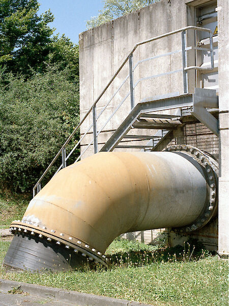 Frischwasseranlage, It Is the Water Flowing that Makes the Sound" (2022) - © Caroline Brünen - 