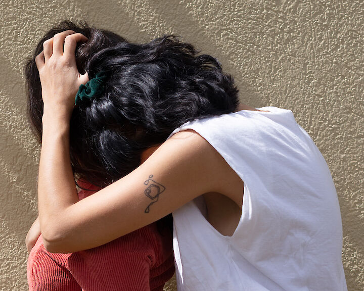 Where I left you / My sister and I, 2023 © Cihan Çakmak