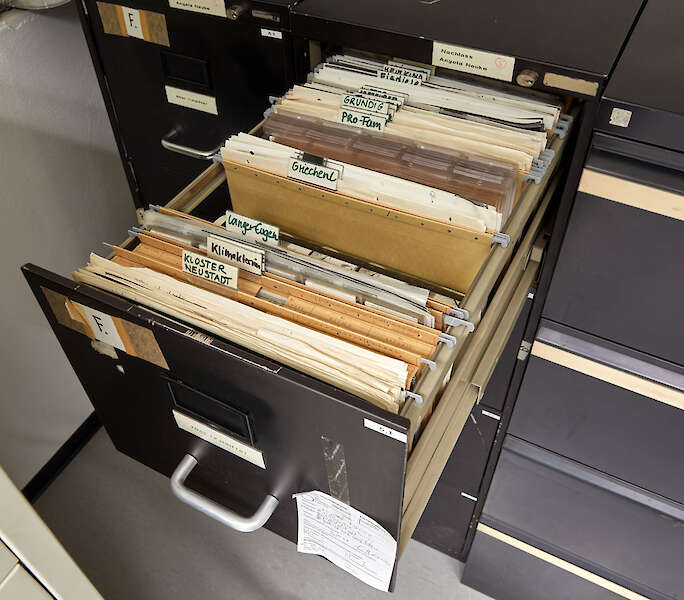 Archivalien Nachlass Angela Neuke